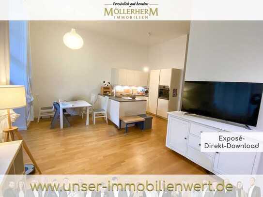 Sanierte Altbauwohnung mit 4 Zimmern und großer Terrasse in Berlin-Lichtenberg