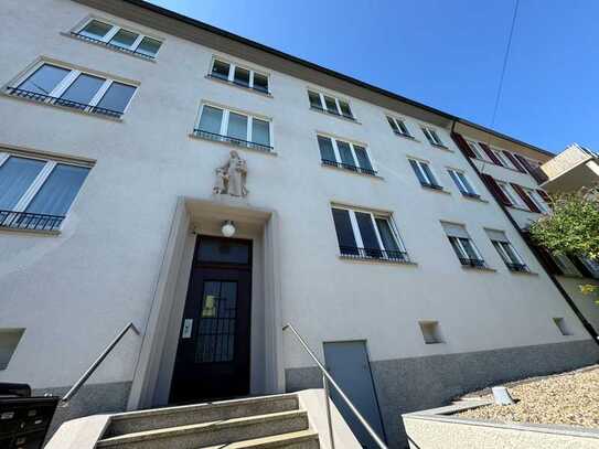 2-3 Zi.-Altbau-Whg. (hochwertige Ausstattung) ca. 87,25 qm in Stuttgart-Mitte/Ost