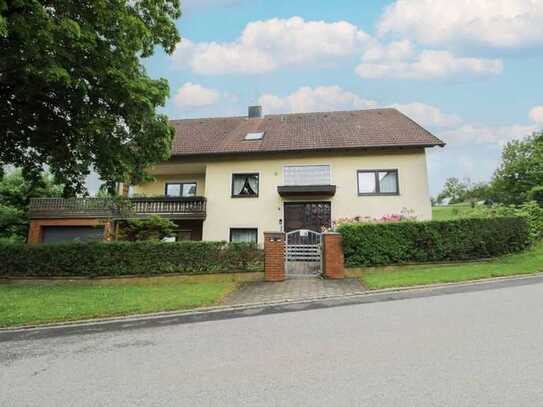 Zweifamilienhaus mit viel Potenzial und möglicher Einliegerwohnung in idyllischer Lage