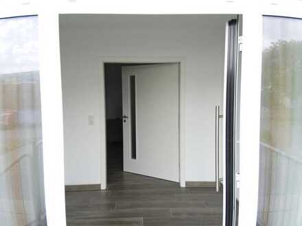 Erstbezug Große 2-Zimmer Wohnung mit Balkon