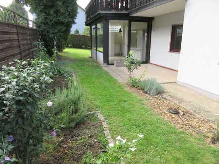 4-ZIMMER-EG-WOHNUNG MIT KACHELOFEN, WINTERGARTEN, GARAGE, SCHUPPEN UND GARTENFLÄCHE