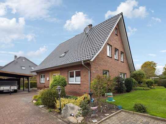 Gepflegtes und modernisiertes Zweifamilienhaus in Huntlosen