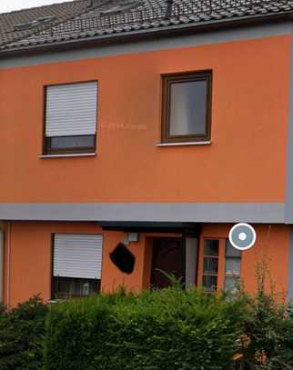 Komplett saniertes Reihenmittelhaus in Augsburg Hochzoll zu vermieten