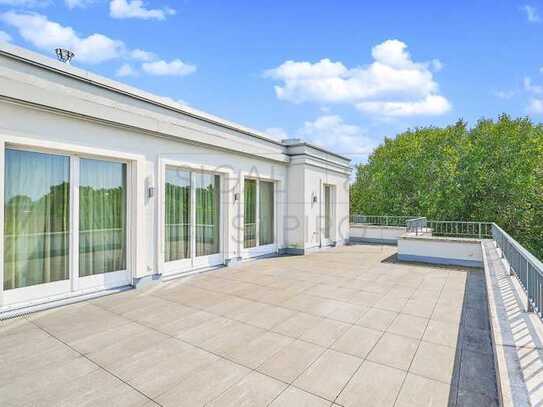 LUXURIÖSES PENTHOUSE MIT DACHTERRASSE
IM DIPLOMATENPARK