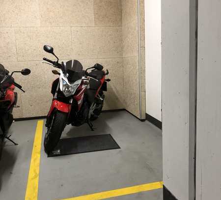 Motorradstellplatz in neuer Garage zu verkaufen