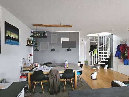 Wohnen am Feld *Maisonette Wohnung in bester Lage* mit off.-EBK und Sonnenloggia in HU-Mittelbuchen!
