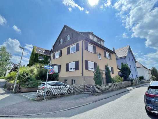 Helles + geräumiges 3-Familienhaus in zentraler + ruhiger Citylage von S-Weilimdorf