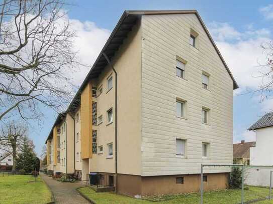 Angenehm im Grünen: 3-Zimmer-Wohnung mit Balkon und modernisiertem Bad