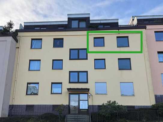 Schöne und vollständig renovierte 2-Zimmer-Wohnung mit Balkon und Einbauküche in Bad Sachsa