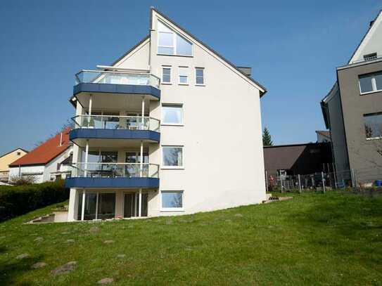 **Hombruch, *WOHNEN IM GRÜNEN*, 4,5 Zimmer, Kamin, FussbodenHz, Balkon, Traumaussicht**Renoviert**