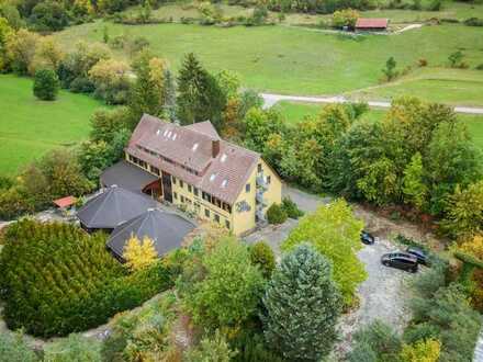 Eigenes Business oder Investment: Riesiges Anwesen mit ehem. Hotel in Top-Lage von Bad Ditzenbach