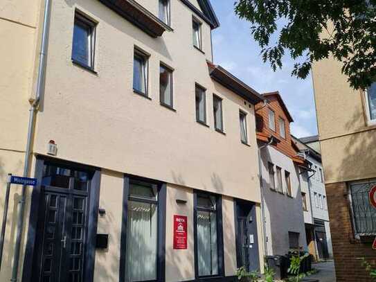 Kernsaniertes Mehrfamilienhaus mit 5 Apartments im Zentrum von Bad Hersfeld * Erstbezug in 2023 *