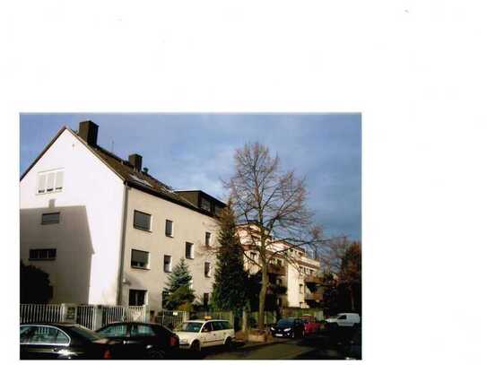 Mehrfamilienwohnhaus in bester Lage von Frankfurt-Sachsenhausen