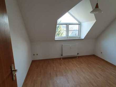 sonnige 2 Zimmer Apartment in Jößnitz