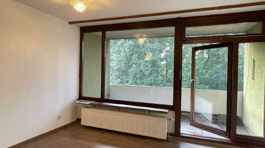 Exklusive, gepflegte 2-Zimmer-Wohnung mit gehobener Innenausstattung mit Balkon und EBK in Fürth