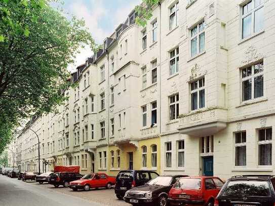 ** Citynahe Dachgeschosswohnung mit tollem Südbalkon **