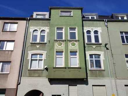 Helle 2-Raum-Wohnung im 2. OG