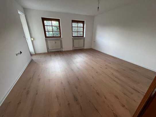 Modernisierte 3,5 Zimmer Wohnung in ruhiger Lage in Bad Griesbach