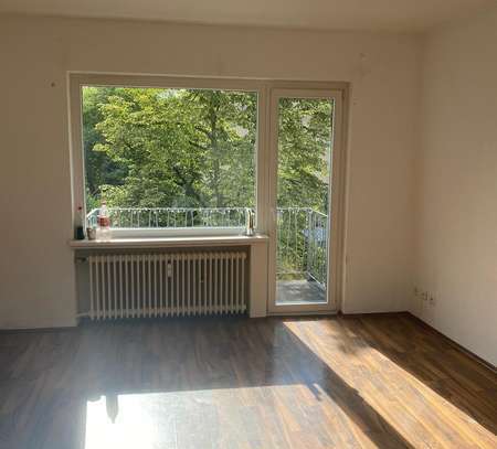 1 Zimmer Wohnung mit Balkon