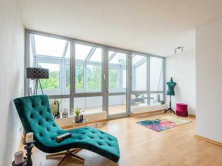 Lichtdurchflutete 1 Zimmer Wohnung mit gehobener Ausstattung !