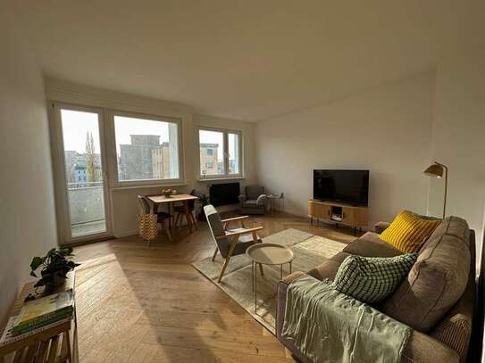 Helle & moderne 2-Zimmer-Wohnung in Charlottenburg - Seien Sie der Erste, der sie bewohnt!