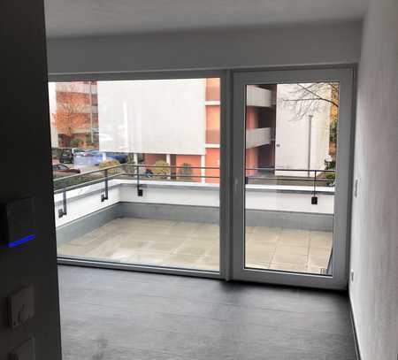 Neuwertige 2-Raum-Wohnung mit Balkon in Ingolstadt