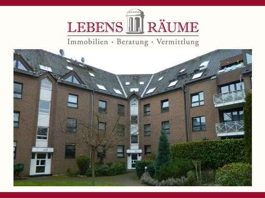 + Neuss Grimlinghausen + Erstbezug nach Modernisierung + 3-Zi. Maisonette mit Balkon +