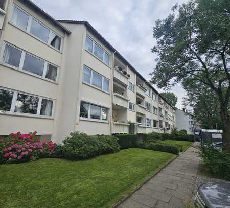 Ulrichsstraße ...28213 Bremen -Schwachhausen - 3.Zi. Hochparterre -Wohnung