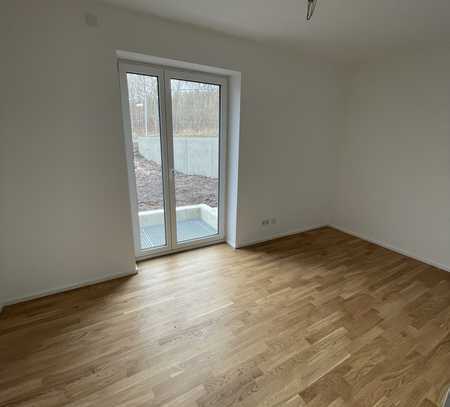 Wohnberechtigungsschein erforderlich: Neubau- 2-Zimmer-Wohnung mit Terrasse.