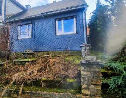 Einfamilienhaus mit Garten und großen Grundstück im grünen Thüringen