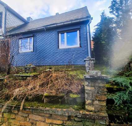 Einfamilienhaus mit Garten und großen Grundstück im grünen Thüringen