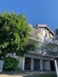 Gepflegte 3-Raum-Wohnung mit Balkon und Einbauküche in Sinzheim