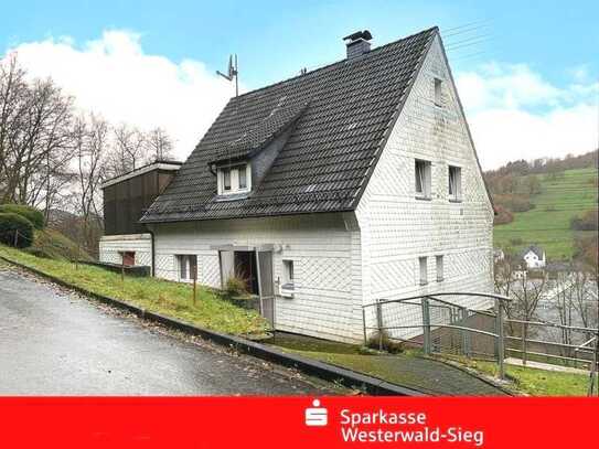 Einfamilienhaus mit Sanierungsbedarf in Niederfischbach