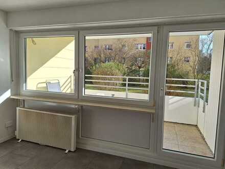 Gepflegte 1,5-Zimmer-Wohnung mit Balkon und EBK in Sindelfingen