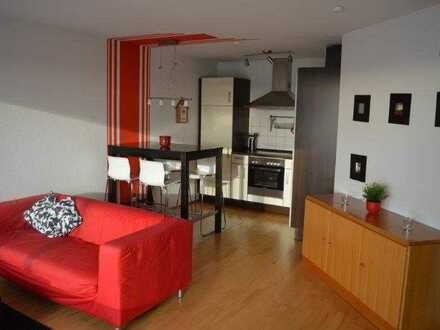 Gepflegte 2-Zimmer-Wohnung mit Balkon und EBK in Stuttgart