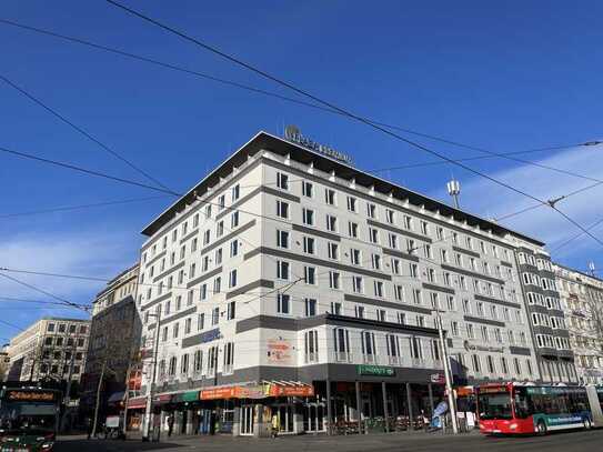 Große Ladenfläche, ideal für Billiardhalle, Barbershop o.ä. direkt am Bahnhofsplatz