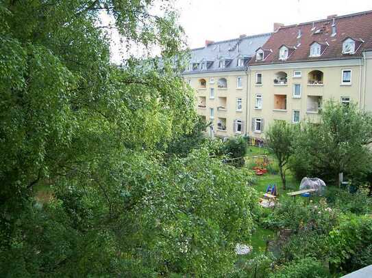 Dichterviertel - schöne 3-Zimmer-Wohnung mit Balkon in Wiesbaden