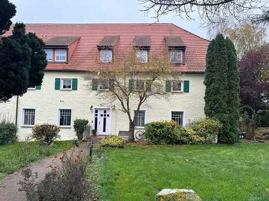 Altes Gutshaus in Prebberede - als rentables Mehrfamilienhaus