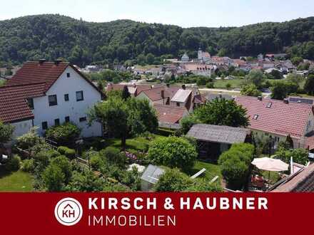 Familiendomizil mit Gartenparadies und toller Fernsicht, 
Markt Wellheim