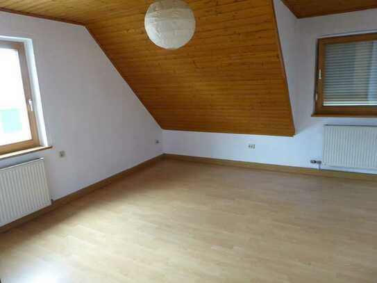 Attraktive 2,5-Zimmer Single Wohnung in Schwandorf