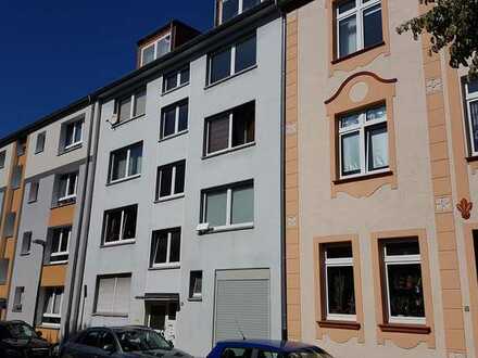 Renoviertes EG-Appartment mit Gartenanteil