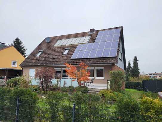 Komm ins Wohlfühlzuhause Deiner neuzugründenden 6er-WG, top angebunden an zwei Unis.