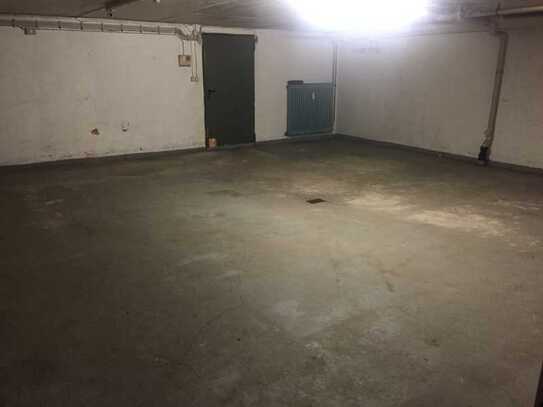 Großer trockener Kellerraum/Lager in der Innenstadt von Münster