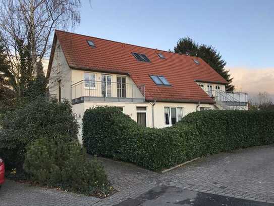 Wunderschöne 4-Zimmer-Maisonette-Wohnung mit Balkon in Porta Westfalica-Barkhausen