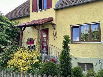 Renovierungsbedürftiges Juwel mit Entwicklungsmöglichkeit in zentraler Lage von Bobingen