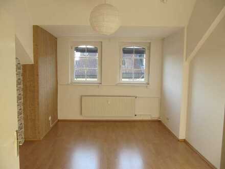 Gemütliche Dachgeschosswohnung in absoluter Innenstadtlage !
