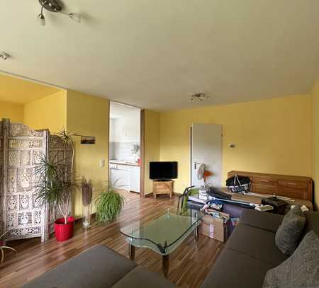 E-Horst | helles Single Appartement | 42 m² | mit Balkon