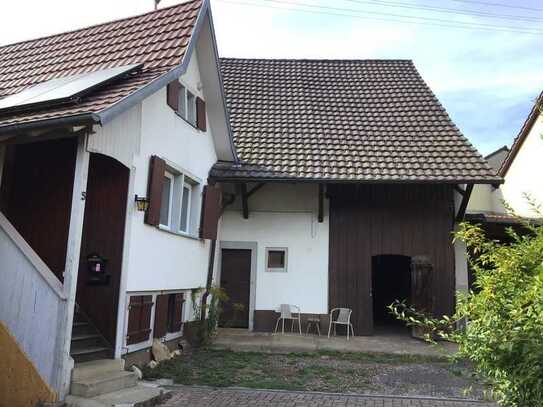 Bauernhaus mit schönem Garten und EBK in Kandern zu vermieten