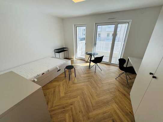 Direkt in Adlershof, möblierte Single-Wohnung mit EBK!! Süd-Balkon!