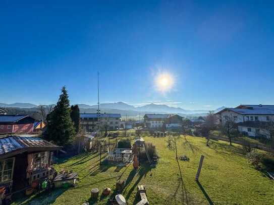 Großzügige 4-Zimmer Wohnung in Marwang mit traumhaftem Bergblick